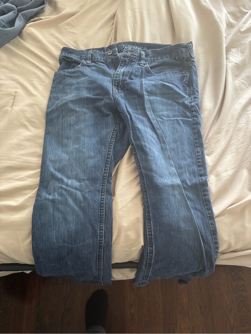 Nautica Relaxed Fit Mid-Blue Jeans